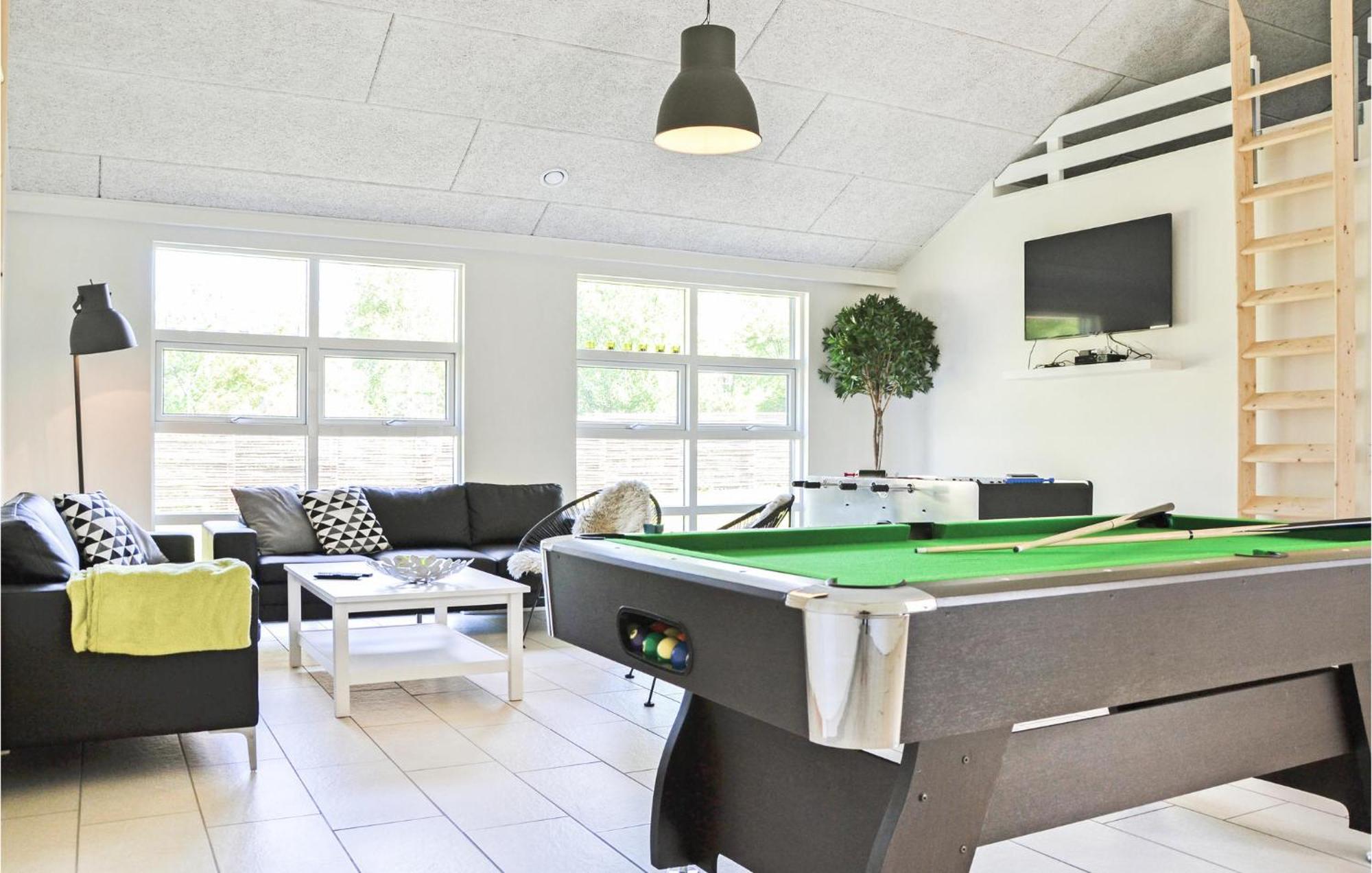 Stunning Home In Gilleleje With Sauna Kültér fotó
